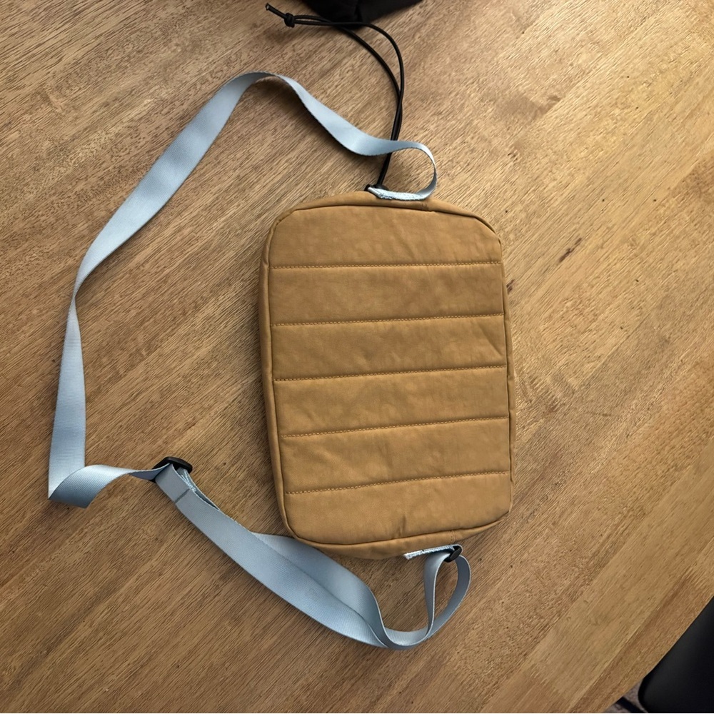 Urban Outfitters Crinkle Crossbody Bag - Picture 7 of 7